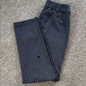 Lululemon On The Fly 27” Pant, Heathered Black